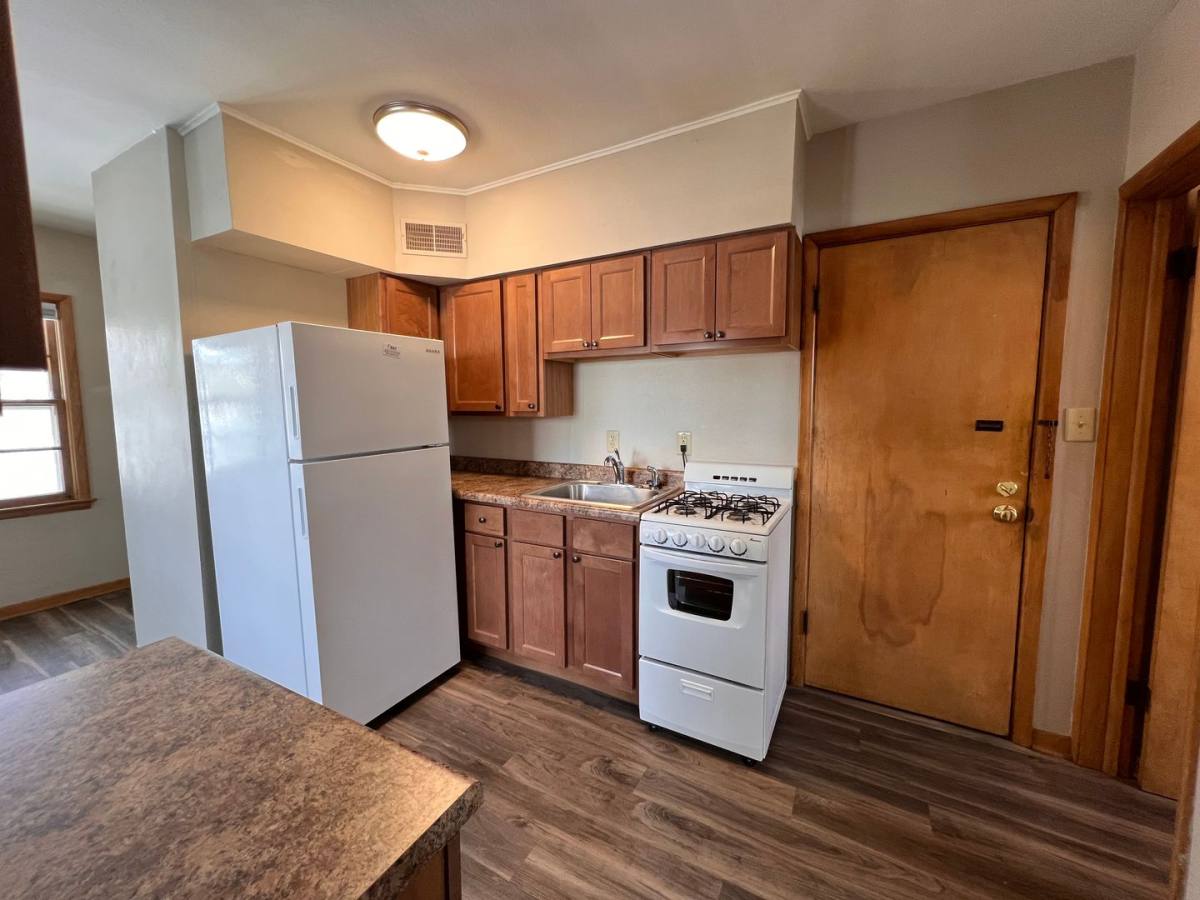 House for rent at 633 Walnut St, Iowa City, IA 52240