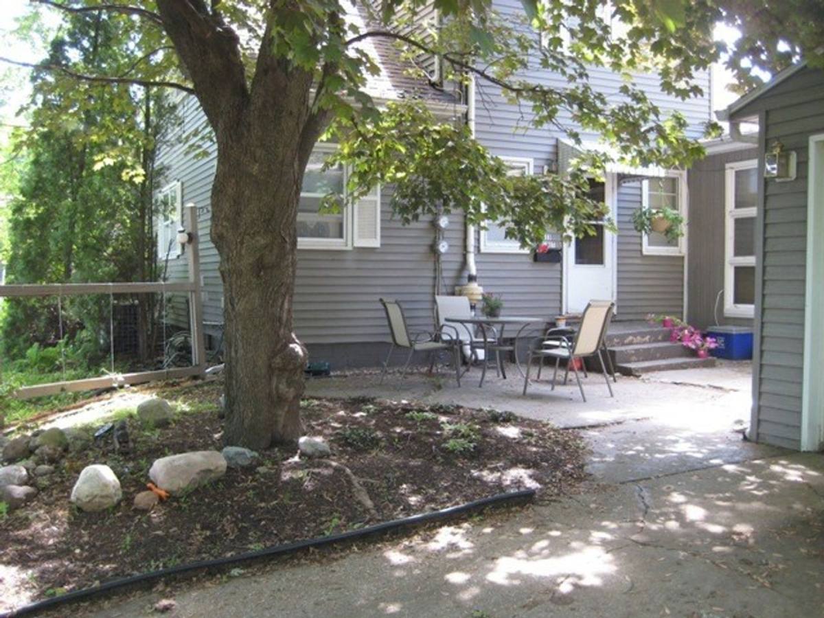 House for rent at 633 Walnut St, Iowa City, IA 52240
