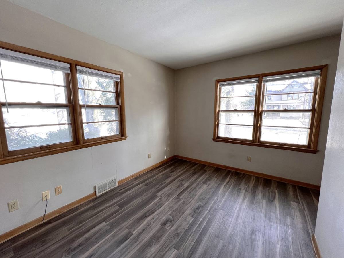 House for rent at 633 Walnut St, Iowa City, IA 52240