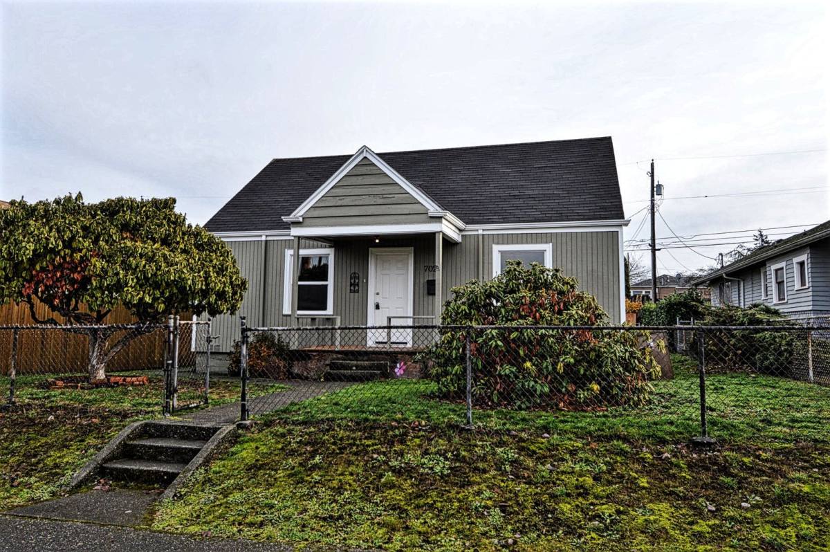 House for rent at 7025 S Puget Sound Ave, Tacoma, WA 98409