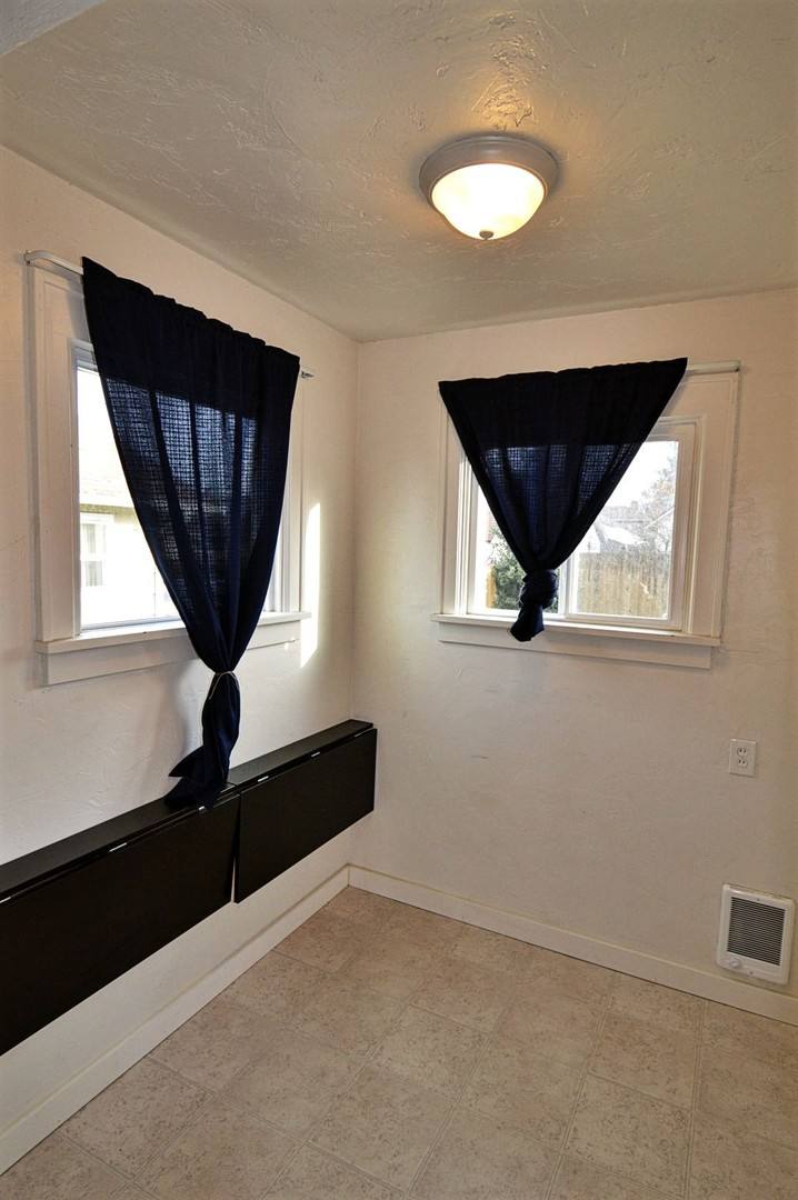 House for rent at 7025 S Puget Sound Ave, Tacoma, WA 98409