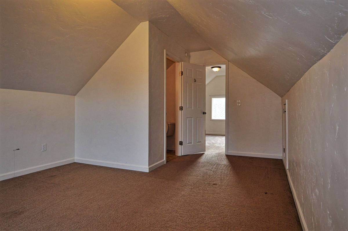 House for rent at 7025 S Puget Sound Ave, Tacoma, WA 98409