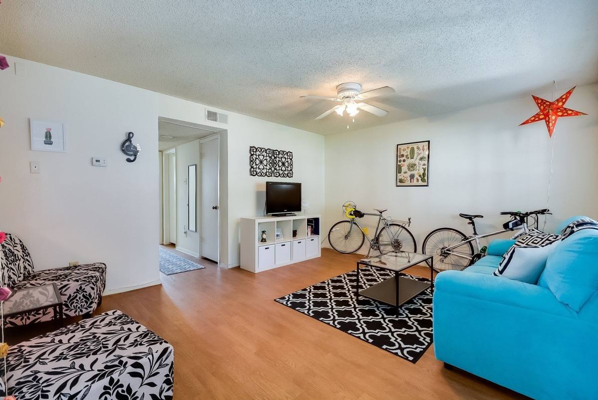 Apartment for rent at 218 N Texas Blvd, Denton, TX 76201