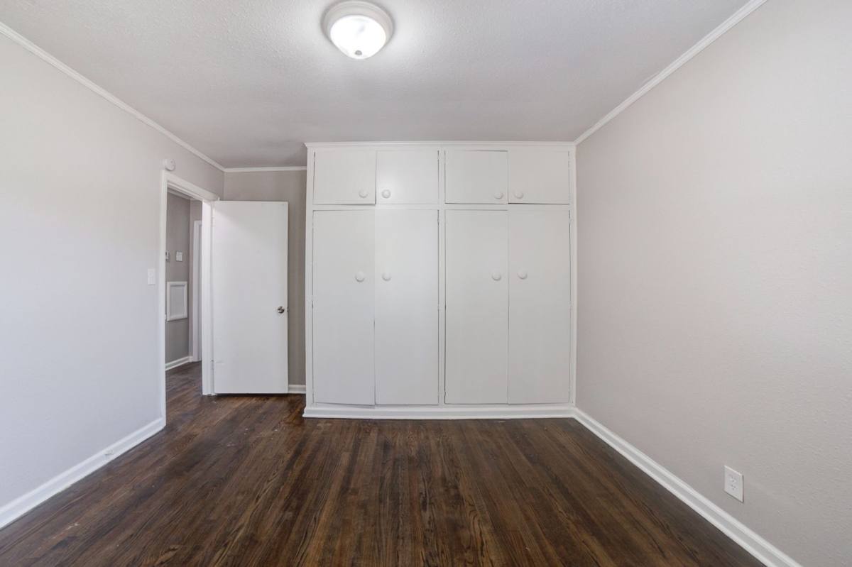Apartment for rent at 6938 E 10th St, Tulsa, OK 74112