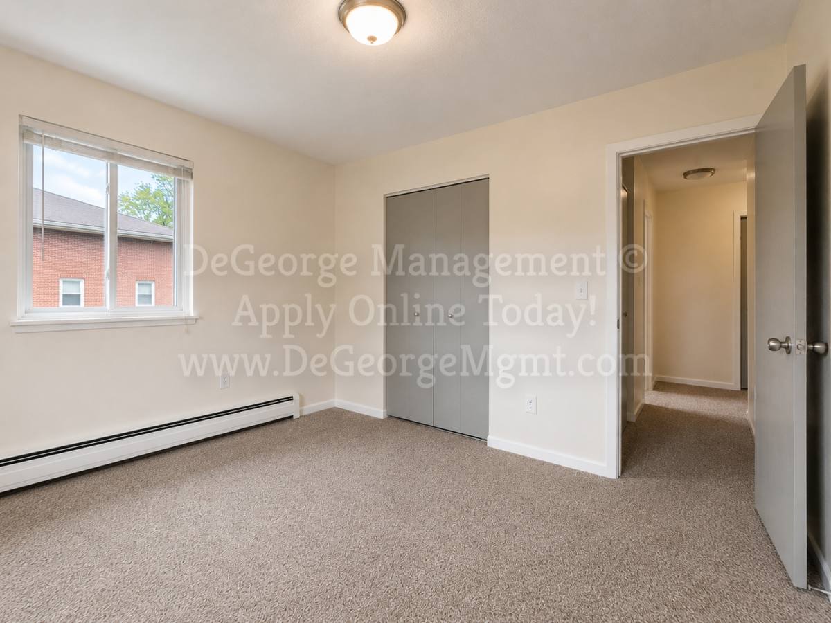 Apartment for rent at 3704 - 3716 Lake Ave, Rochester, NY 14612