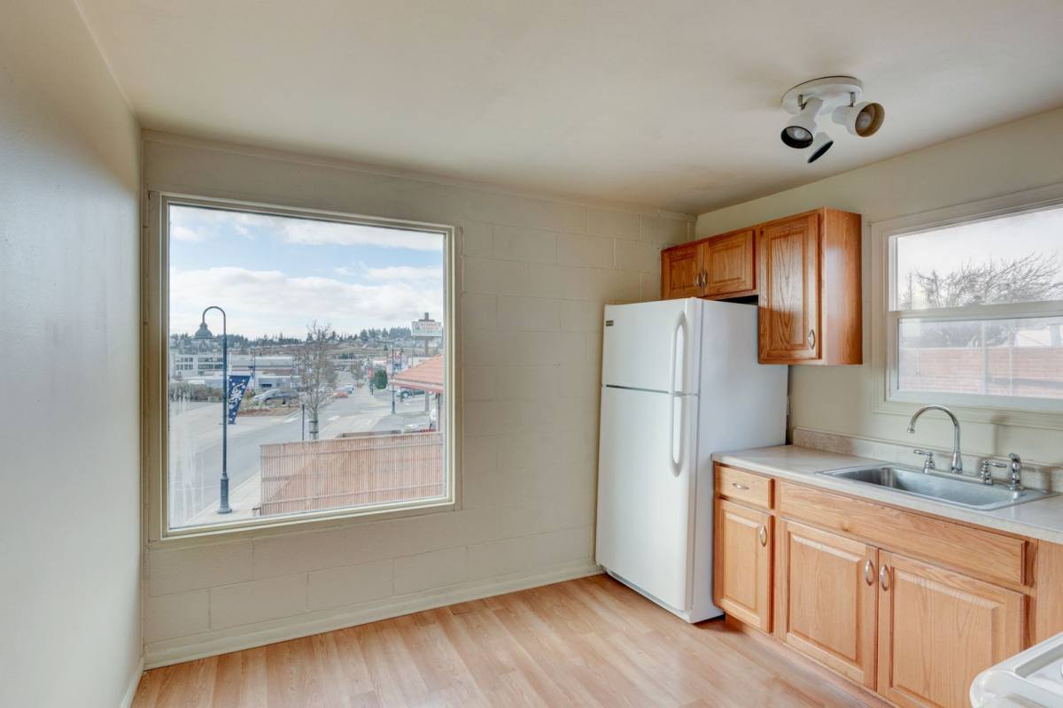 Apartment for rent at 645 SE Fidalgo Ave, Oak Harbor, WA 98277