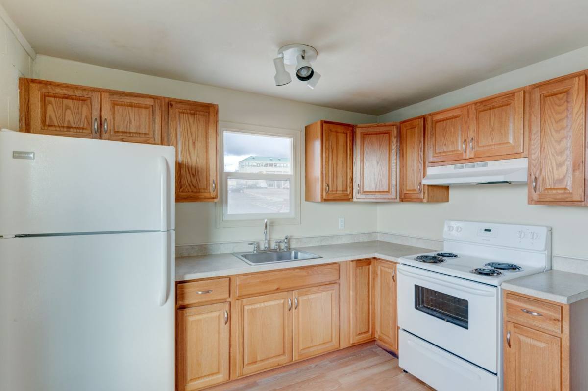 Apartment for rent at 645 SE Fidalgo Ave, Oak Harbor, WA 98277