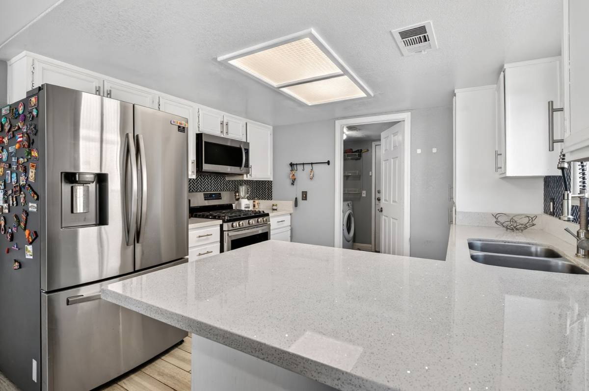 House for rent at 7520 Bowles Dr, Las Vegas, NV 89130