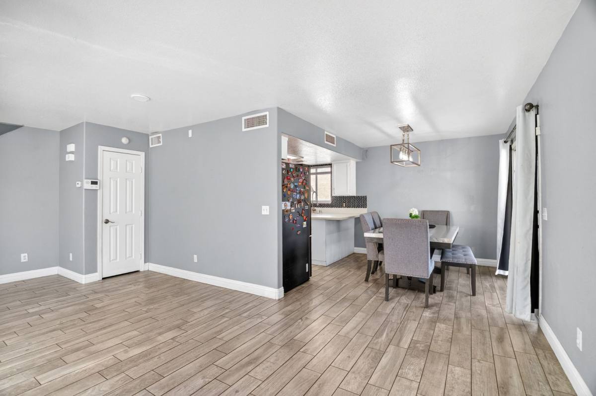 House for rent at 7520 Bowles Dr, Las Vegas, NV 89130