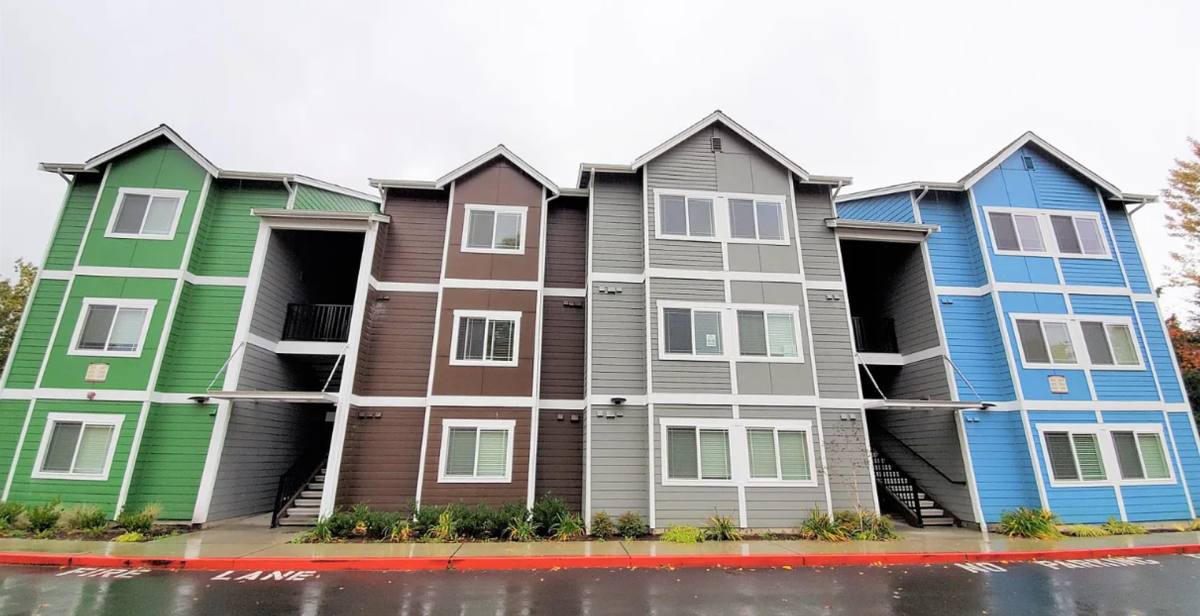 Apartment for rent at 10836 SE 204th St, Kent, WA 98031