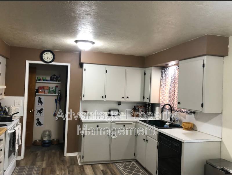 House for rent at 1650 Jackson St SE, Albany, OR 97322