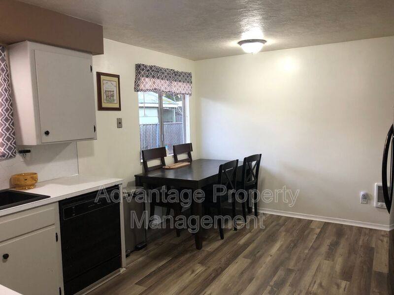 House for rent at 1650 Jackson St SE, Albany, OR 97322
