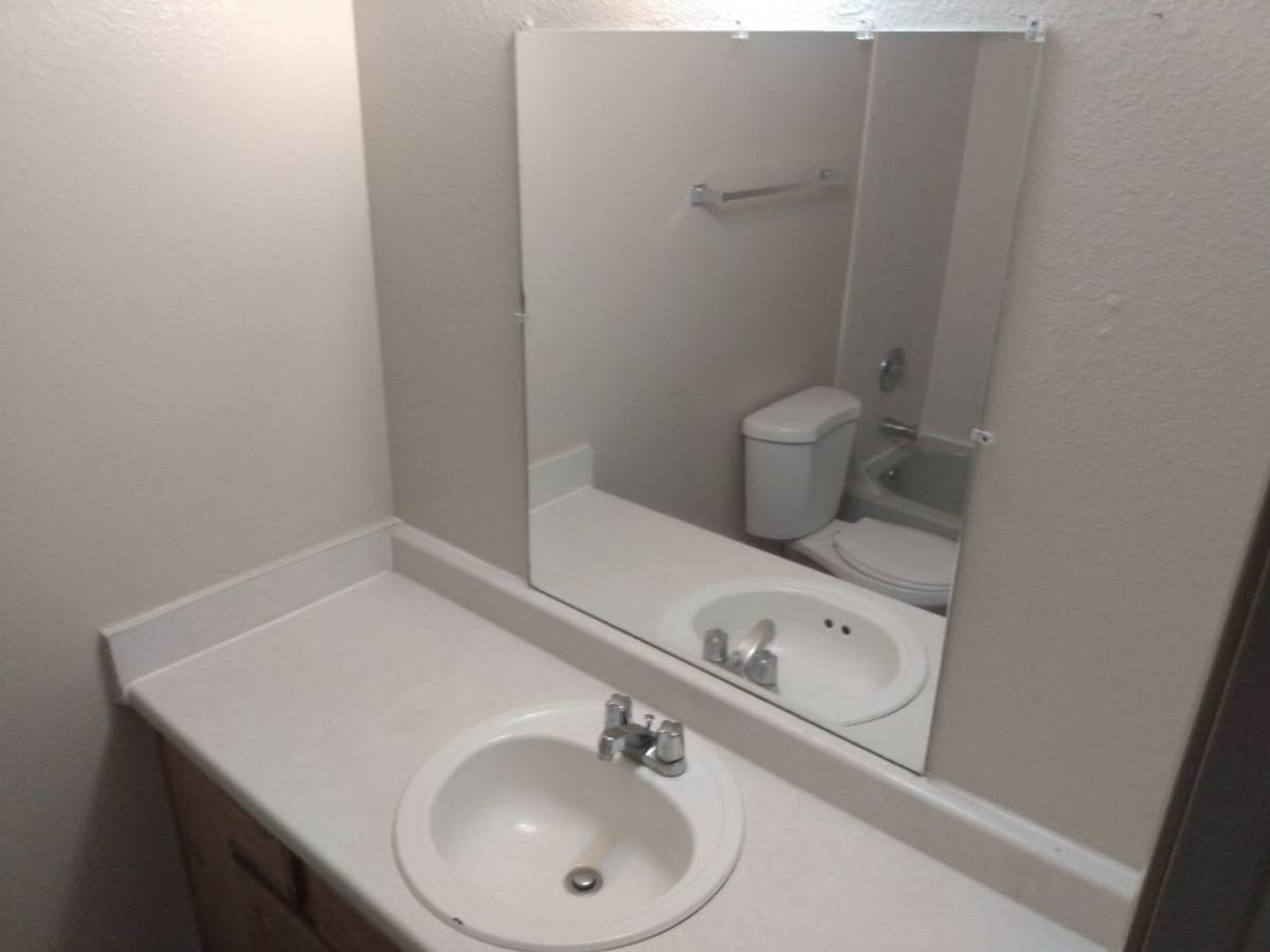 Apartment for rent at 321 N 5th St #13, Klamath Falls, OR 97601