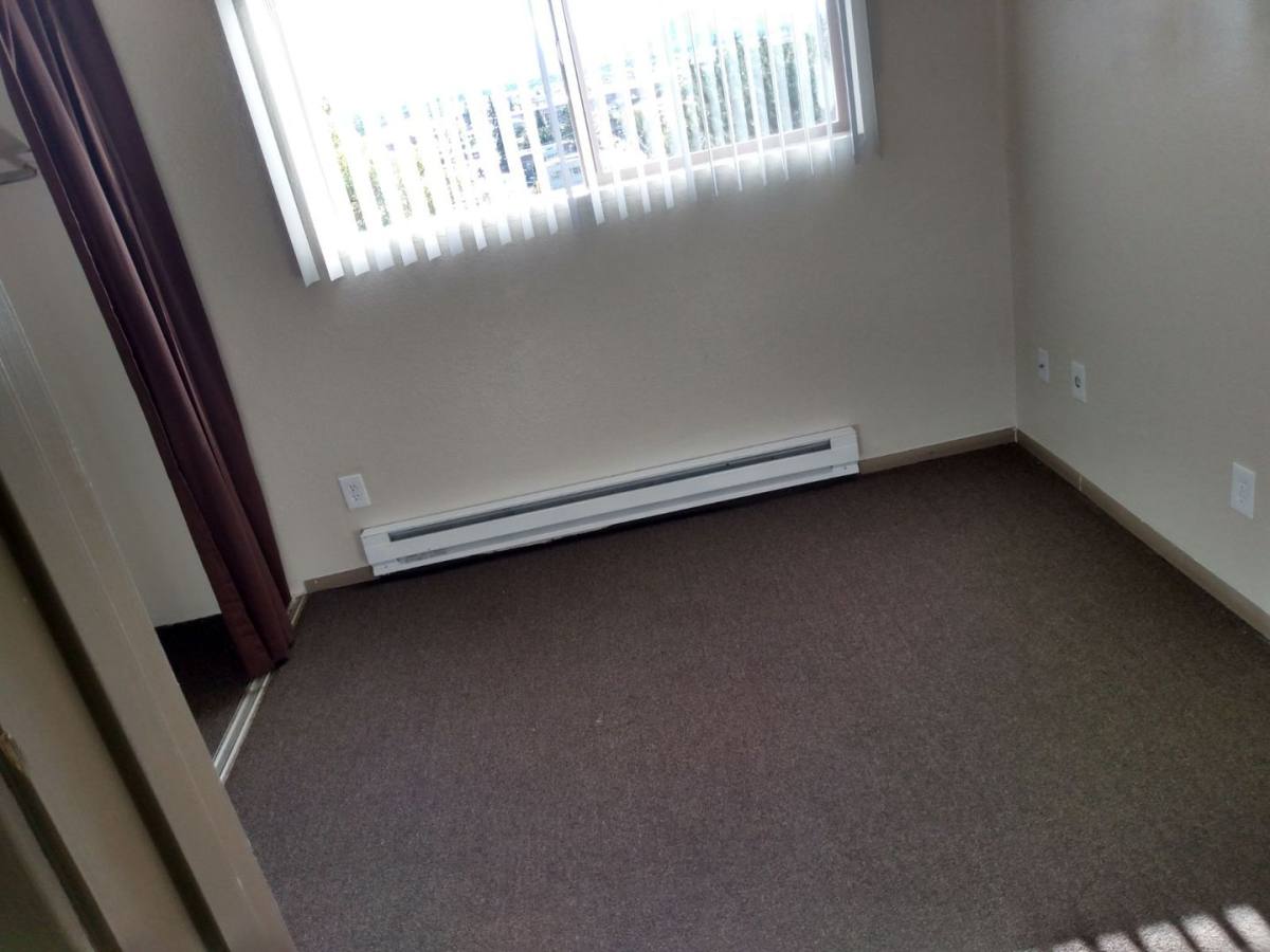 Apartment for rent at 321 N 5th St #13, Klamath Falls, OR 97601