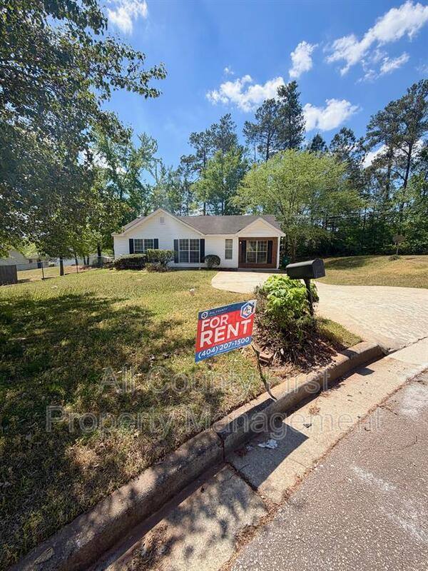 House for rent at 3335 Crestview Court, Ellenwood, GA 30294