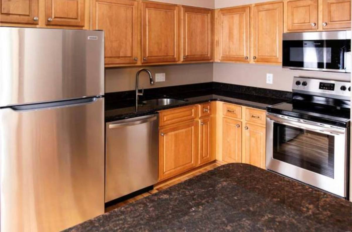 Condo for rent at 4355 Maryland Ave, Saint Louis, MO 63108