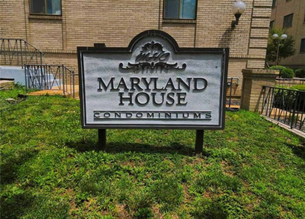 Condo for rent at 4355 Maryland Ave, Saint Louis, MO 63108