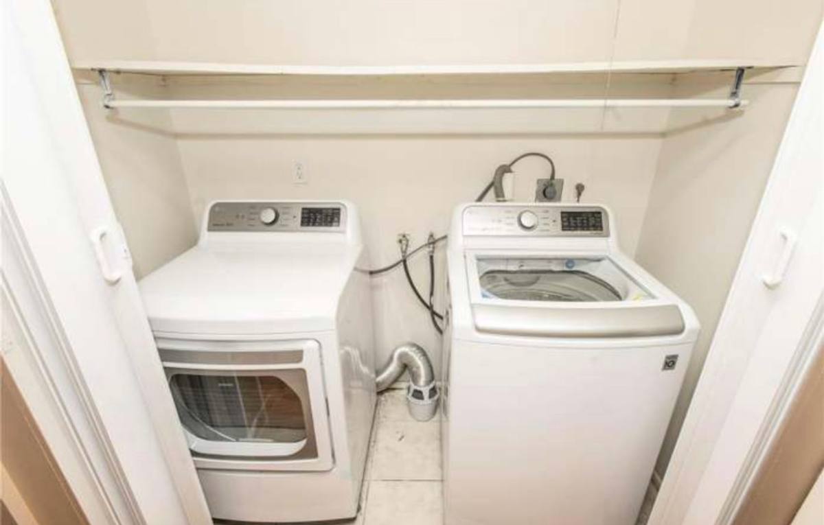 Condo for rent at 4355 Maryland Ave, Saint Louis, MO 63108