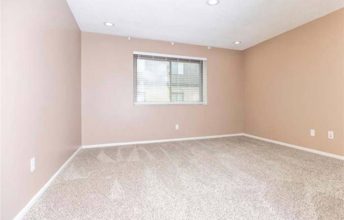 Condo for rent at 4355 Maryland Ave, Saint Louis, MO 63108