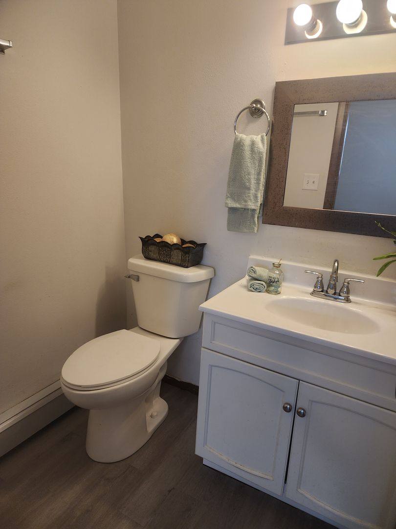 Apartment for rent at 812 W Whittier Dr, Appleton, WI 54914