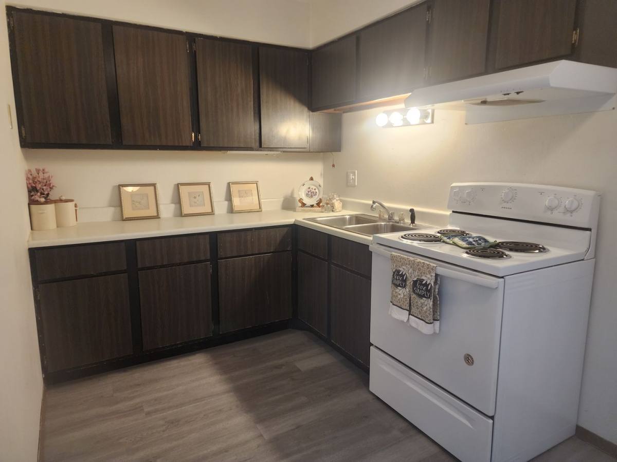 Apartment for rent at 812 W Whittier Dr, Appleton, WI 54914