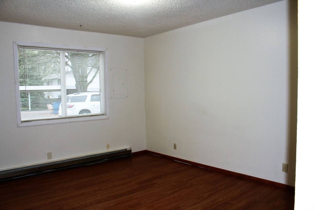 Apartment for rent at 239 Myers St S, Salem, OR 97302