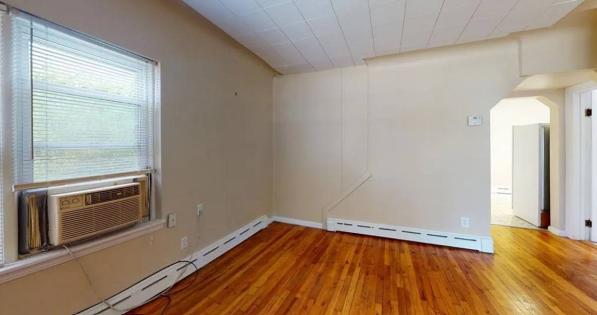 Apartment for rent at 694 Lincoln Ave, Berkley, MI 48072