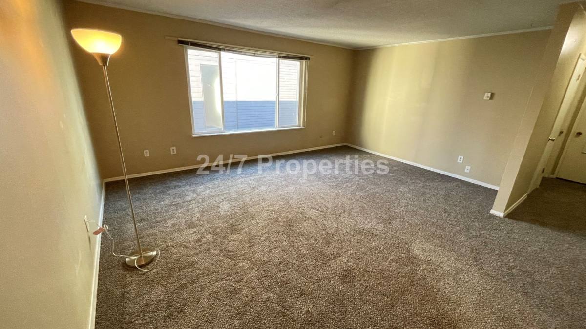 Apartment for rent at 5330 SE 72nd Ave, Portland, OR 97206