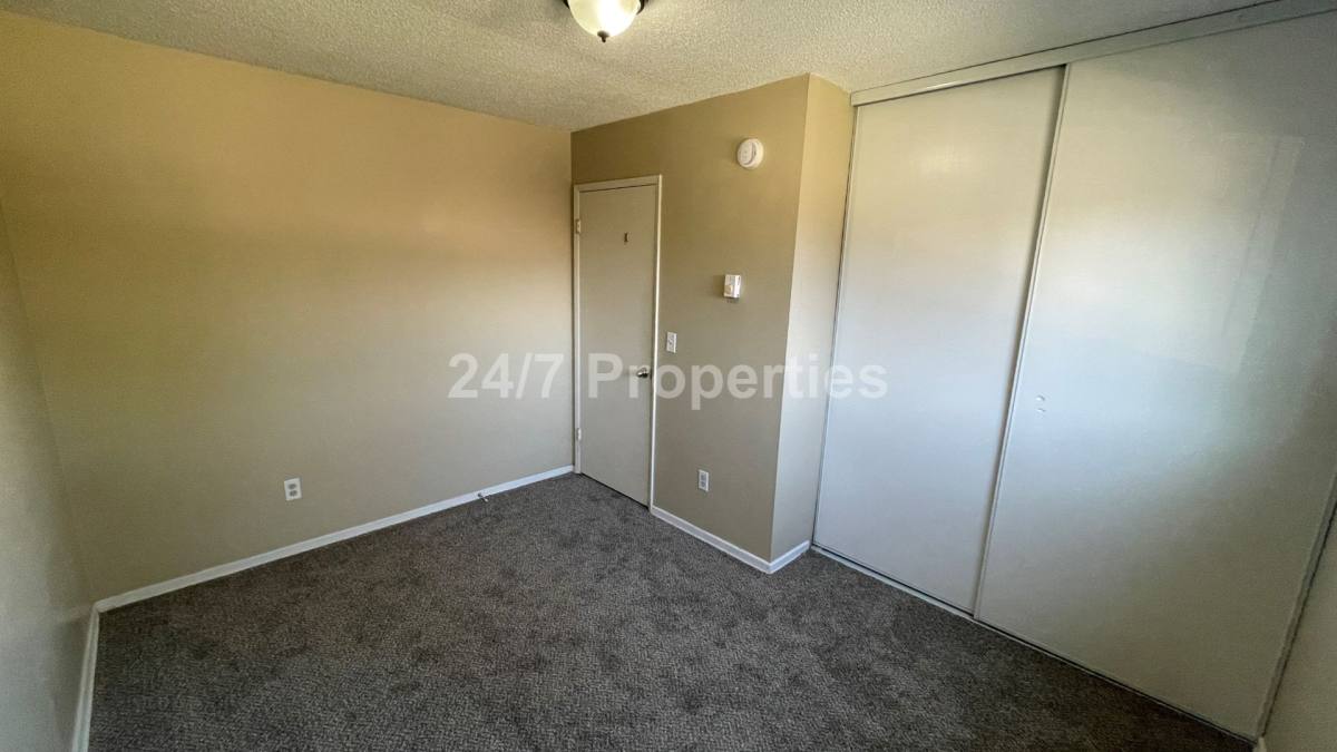 Apartment for rent at 5330 SE 72nd Ave, Portland, OR 97206