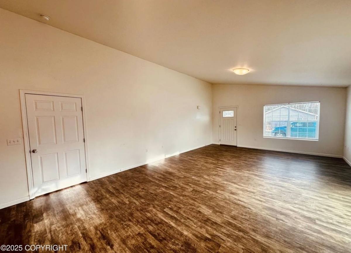 House for rent at 4542 W Amanda Dr, Wasilla, AK 99623