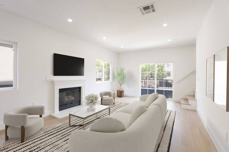 Apartment for rent at 1325 N Poinsettia #8, Los Angeles, CA 90046