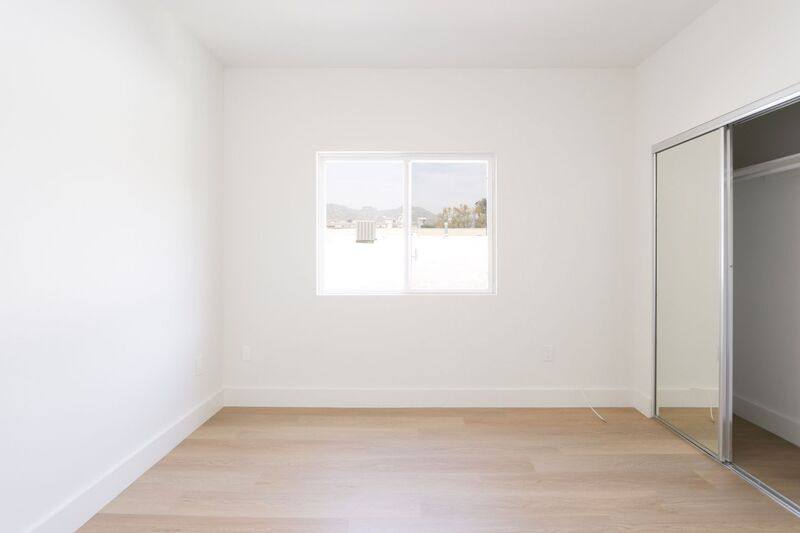Apartment for rent at 1325 N Poinsettia #8, Los Angeles, CA 90046