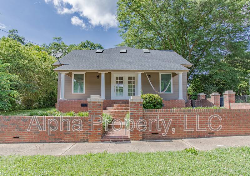 House for rent at 114 Edwards St, Simpsonville, SC 29681