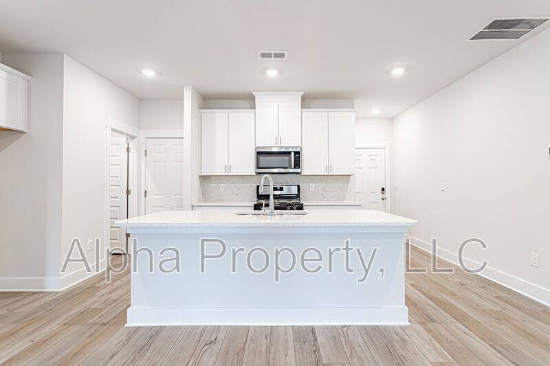 Townhouse for rent at 206 Round Back Way, Mauldin, SC 29662
