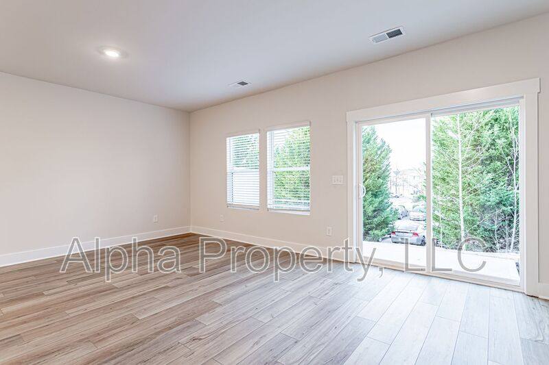 Townhouse for rent at 206 Round Back Way, Mauldin, SC 29662
