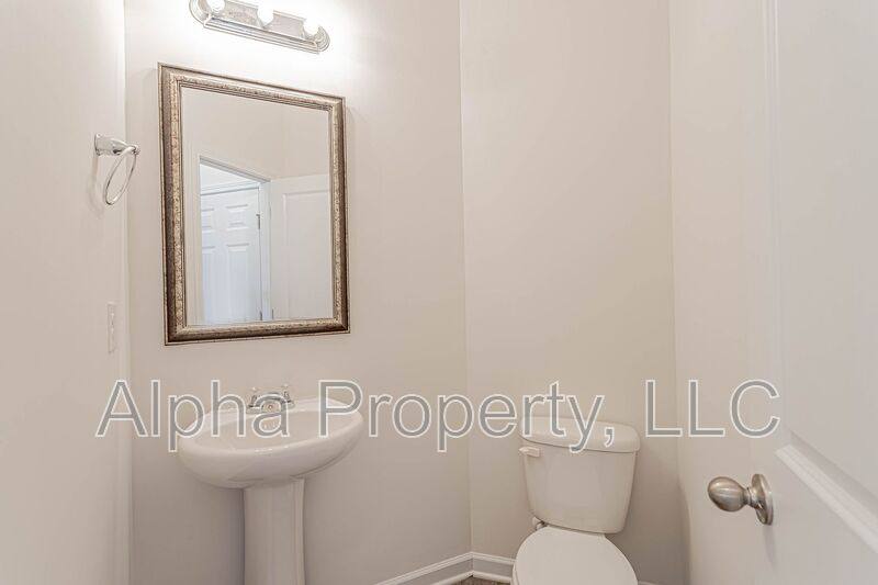Townhouse for rent at 30 Moorlyn Lane, Greer, SC 29650