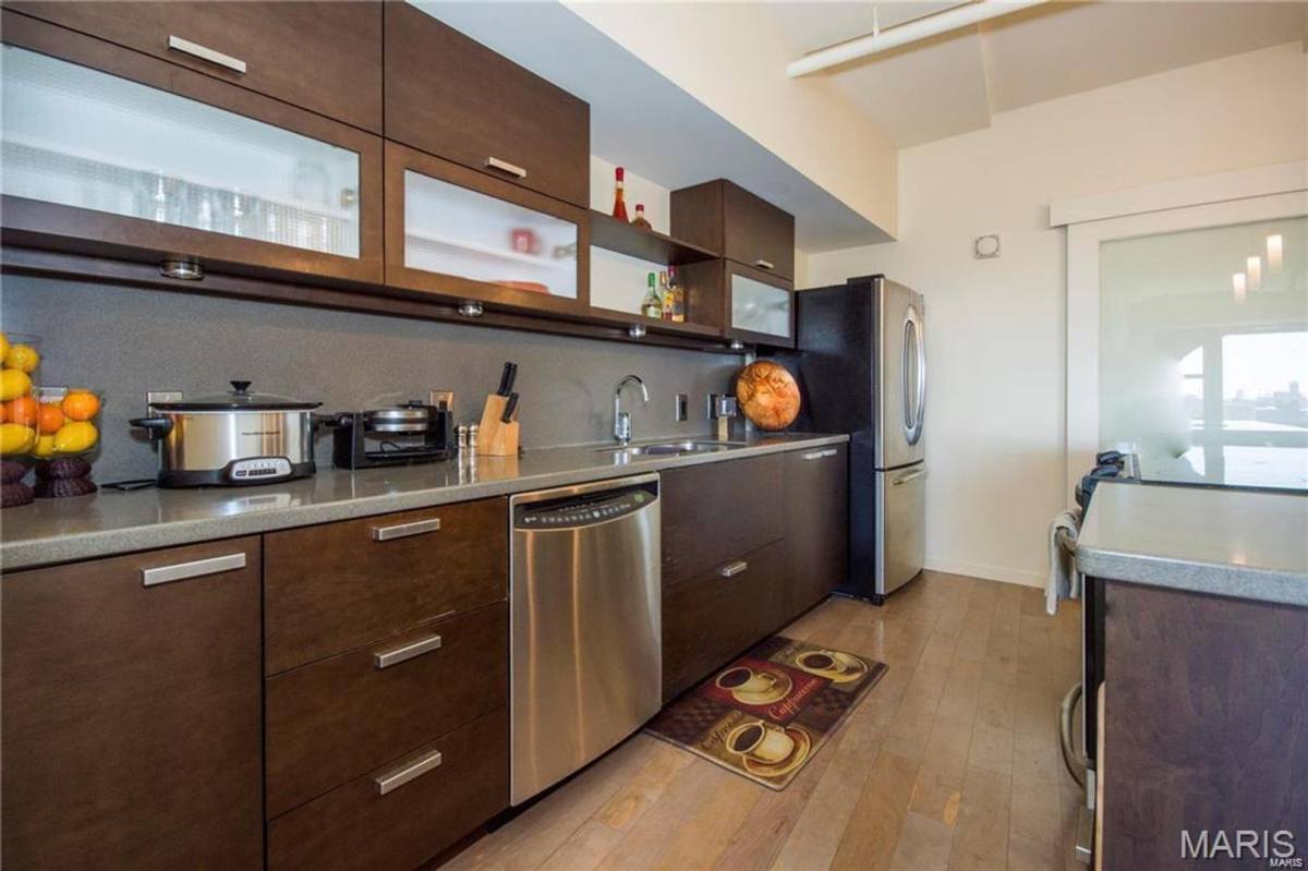 Apartment for rent at 915 Olive St #1408, Saint Louis, MO 63101