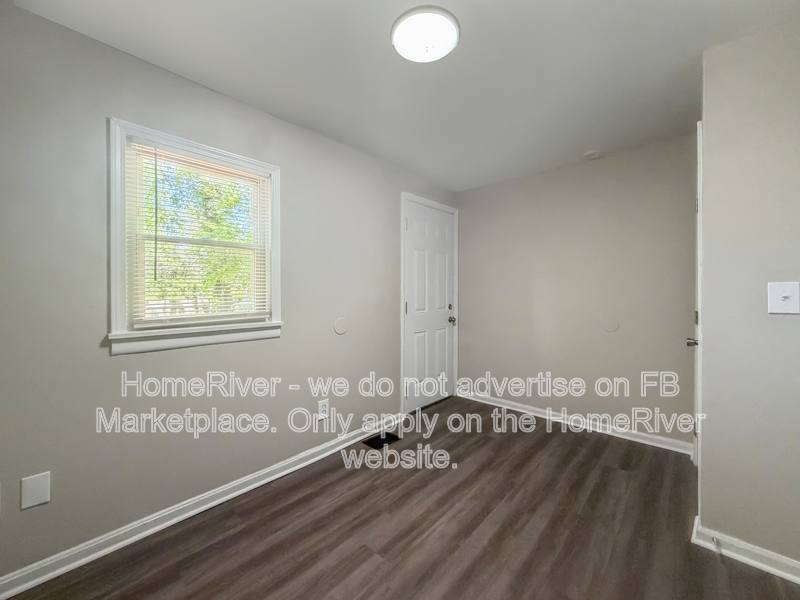 House for rent at 3909 W Broadway, Louisville, KY 40211