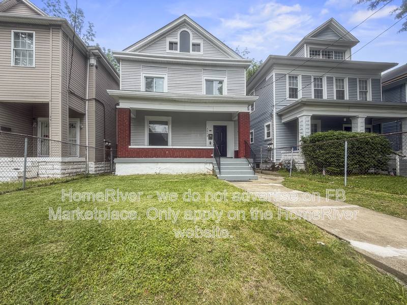 House for rent at 3909 W Broadway, Louisville, KY 40211