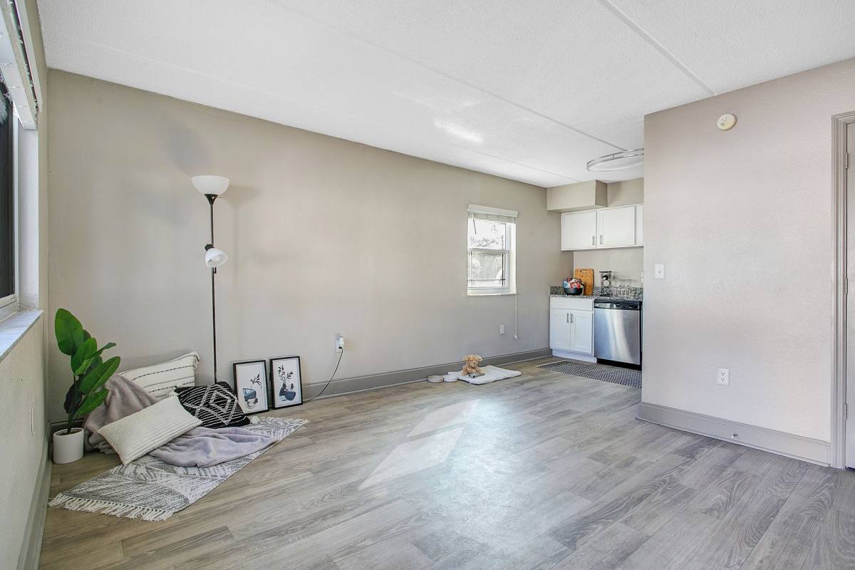 Apartment for rent at 3435 S Orange Ave, Orlando, FL 32806