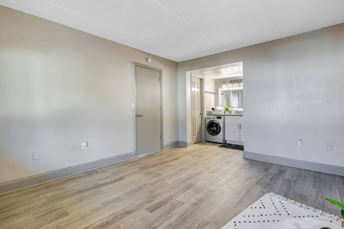 Apartment for rent at 3435 S Orange Ave, Orlando, FL 32806