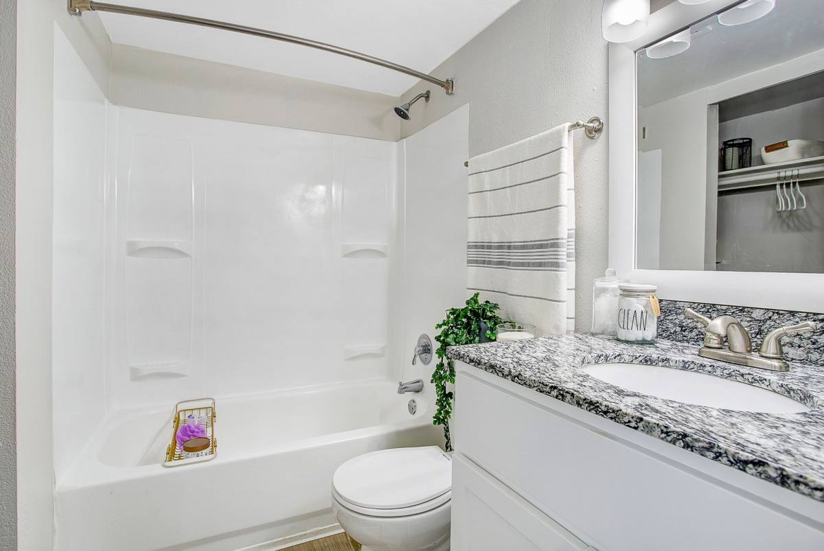 Apartment for rent at 3435 S Orange Ave, Orlando, FL 32806
