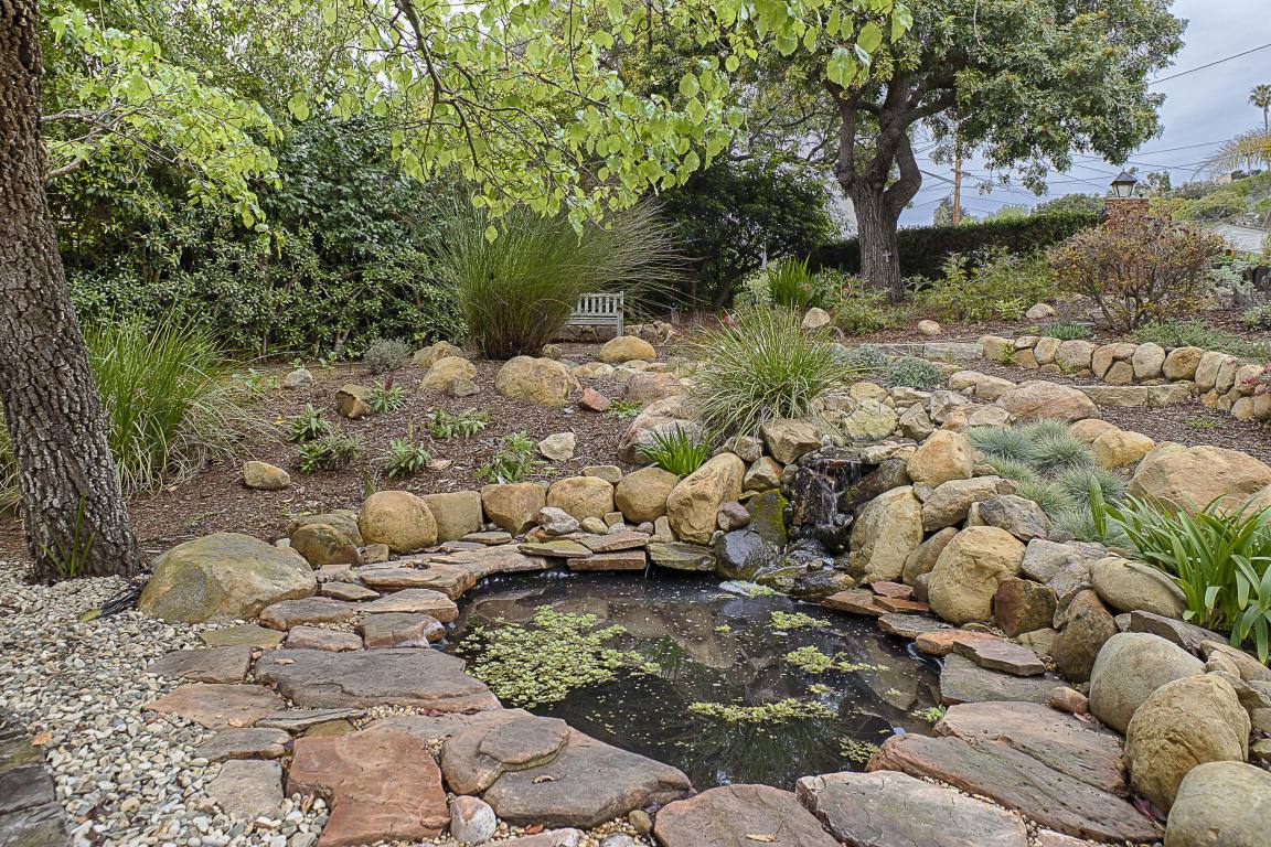 House for rent at 556 Scenic Dr, Santa Barbara, CA 93103