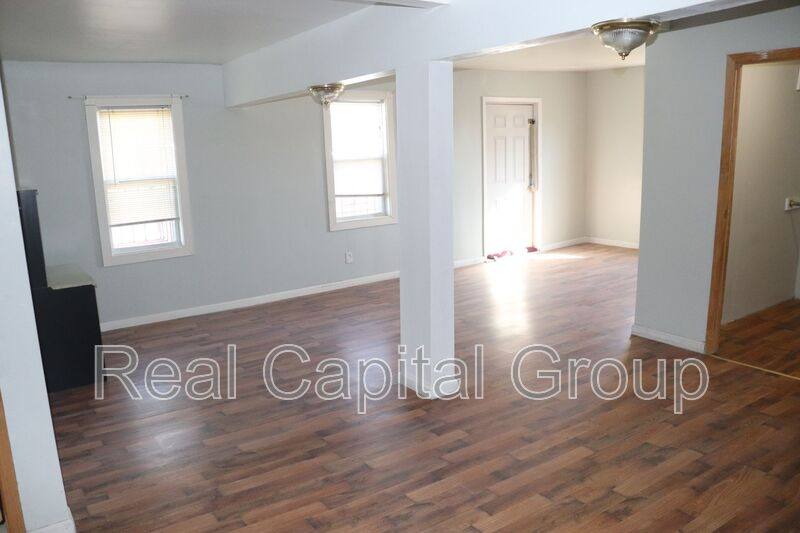 House for rent at 524 Summit Ave, Schenectady, NY 12307