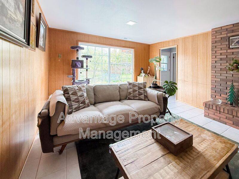 House for rent at 3840 NW Lincoln Ave, Corvallis, OR 97330
