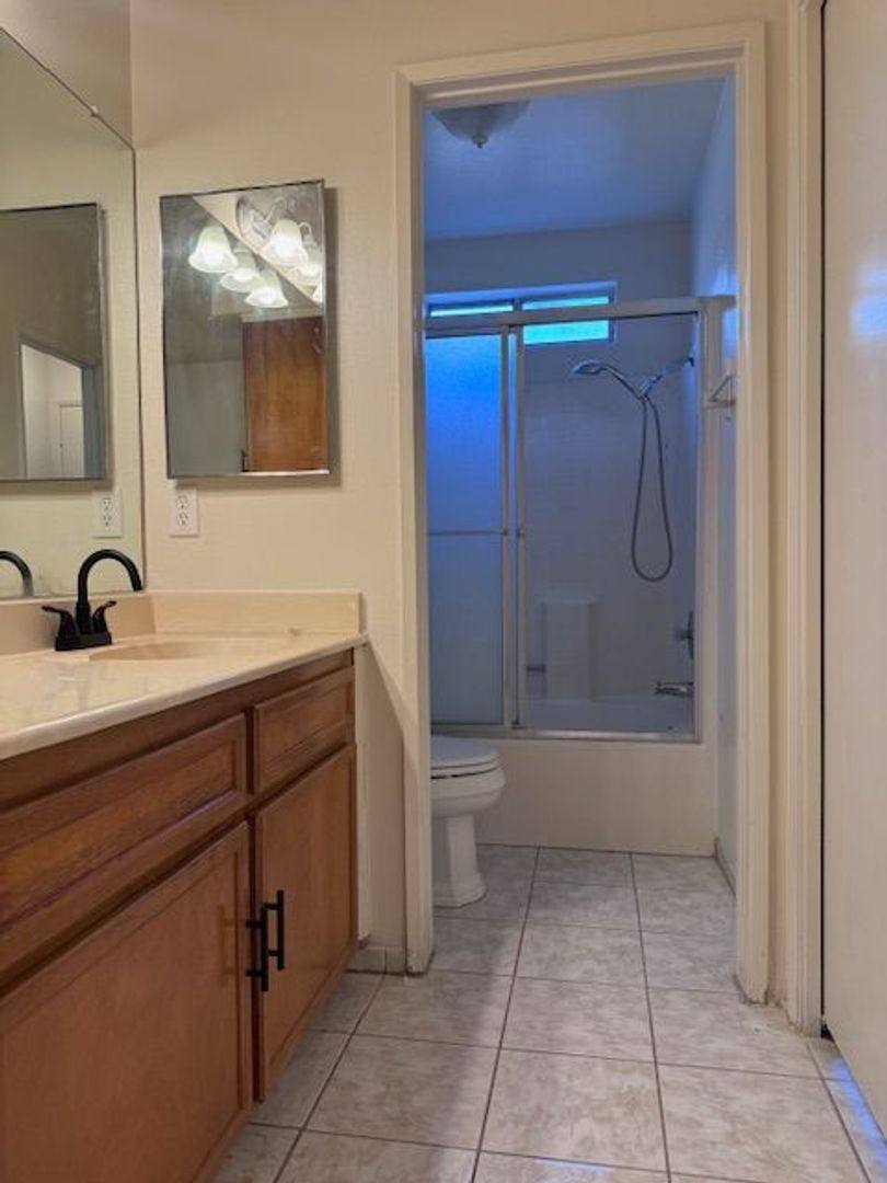 House for rent at 1116 Adelaide Ave, Bakersfield, CA 93307