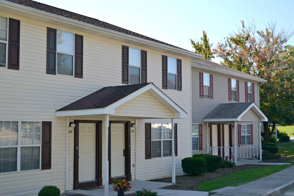 Townhouse for rent at 862 Patrick Henry Dr, Blacksburg, VA 24060
