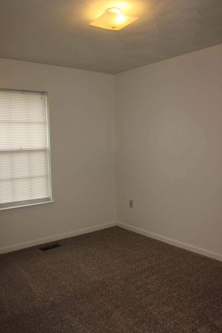Townhouse for rent at 862 Patrick Henry Dr, Blacksburg, VA 24060
