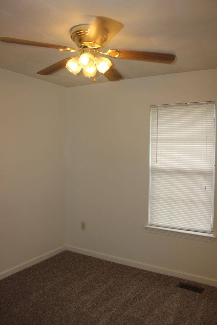 Townhouse for rent at 862 Patrick Henry Dr, Blacksburg, VA 24060