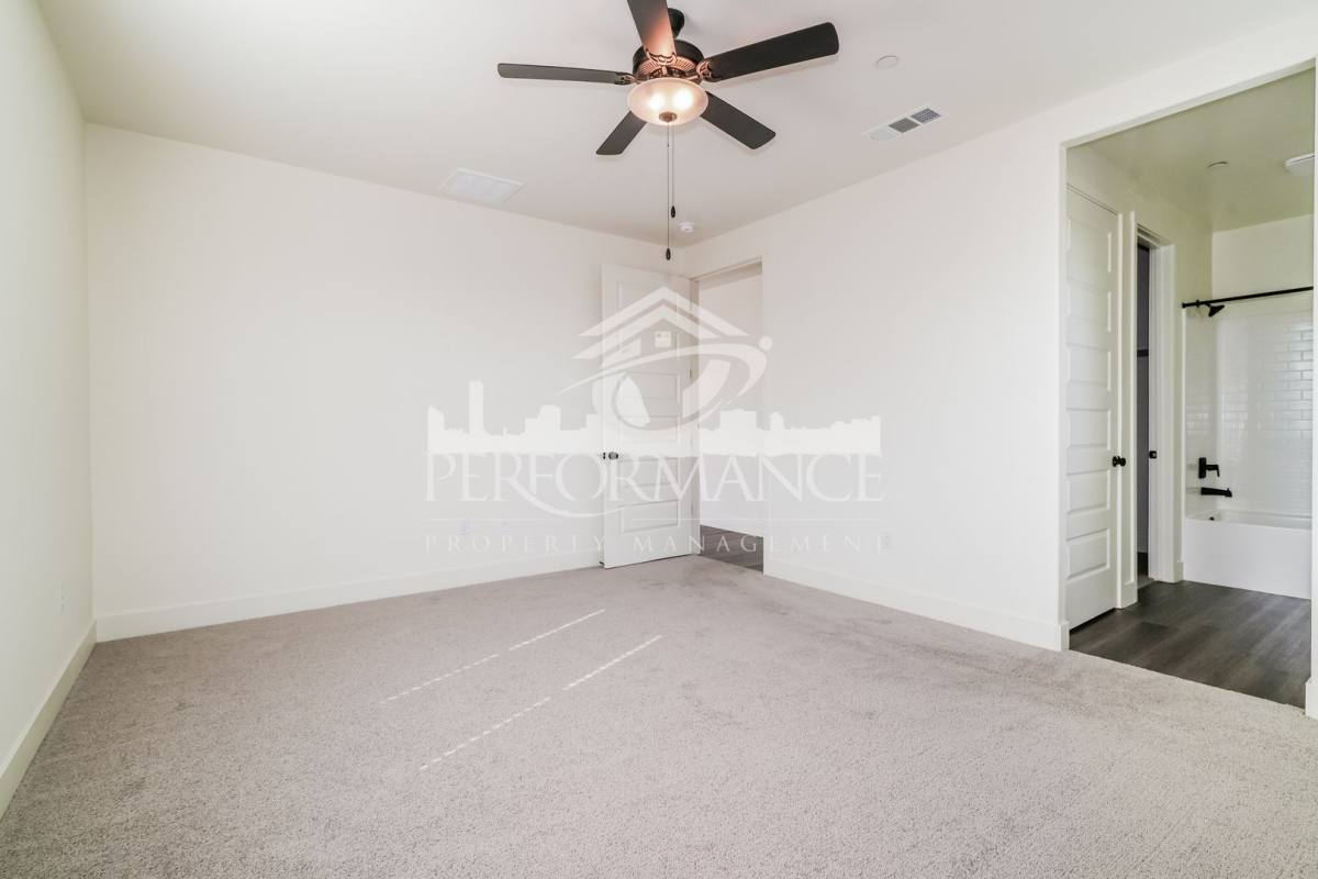 House for rent at 6611 Glacier Bay St, Bakersfield, CA 93313